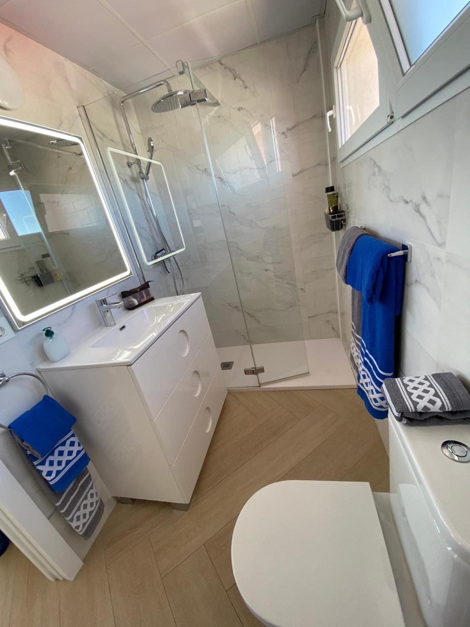 Precioso Apartamento Con Piscina 토레몰리노스 외부 사진